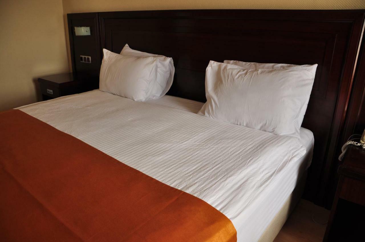 Eser Diamond Hotel Spa & Convention Center İstanbul Silivri Buitenkant foto